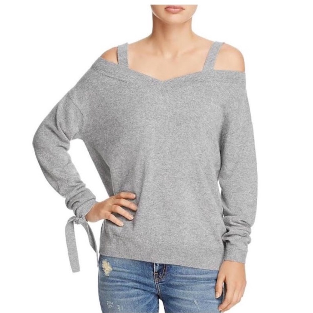 NWT 100% Grey Cashmere Theory sweater